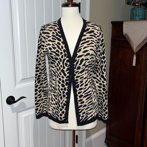 Dialogue Size Medium Cardigan